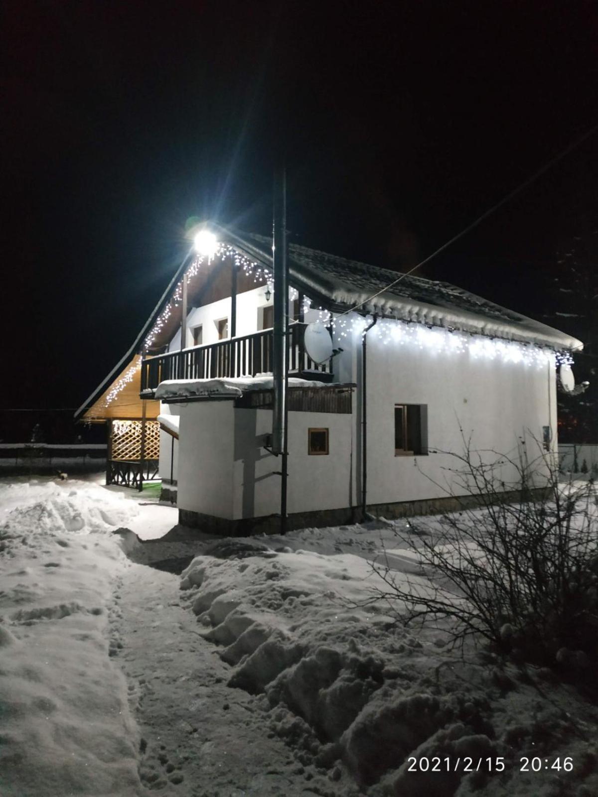 U Anastasii I Sofii Bilya Richki Vendégház Mikulicsin Szoba fotó