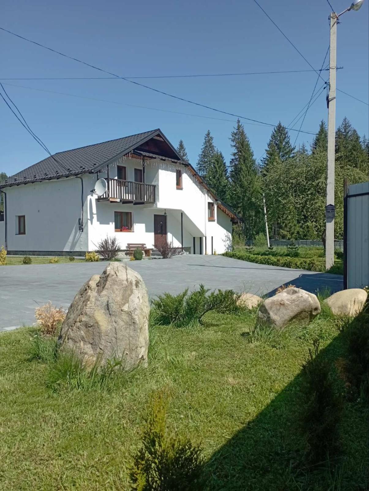 U Anastasii I Sofii Bilya Richki Vendégház Mikulicsin Szoba fotó
